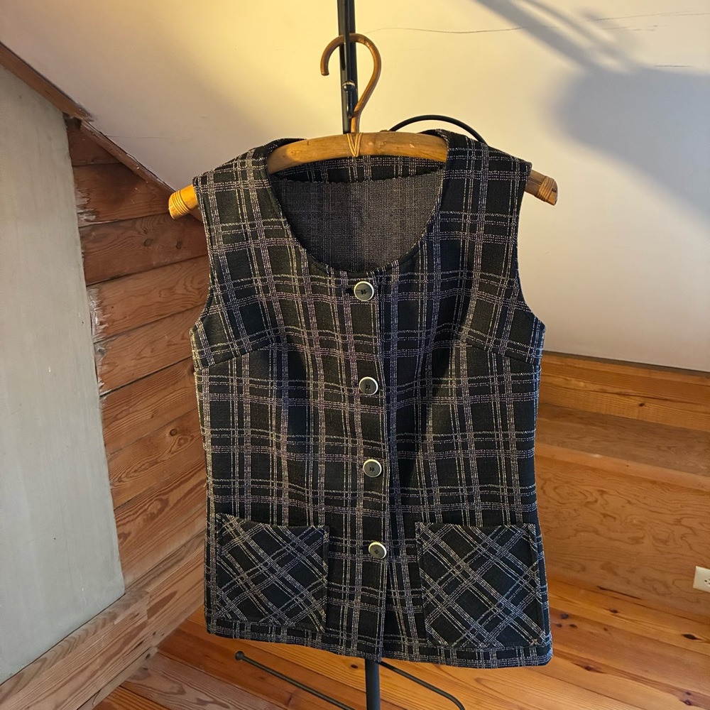 Elegant Black Plaid Women's Vest With Pockets, M, EUC